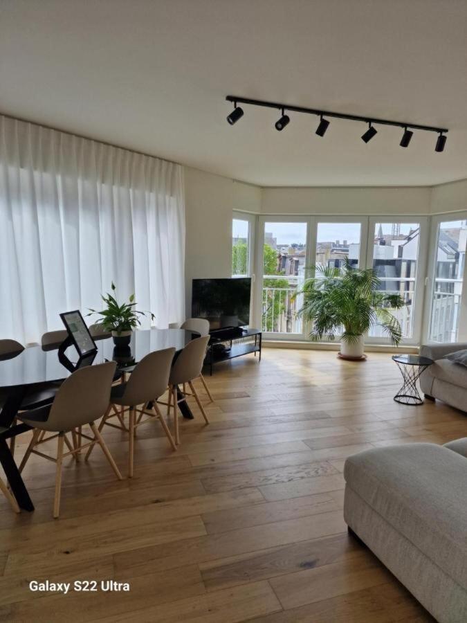 Luxury Renovated 3 Rooms Apartment Остенде Екстер'єр фото